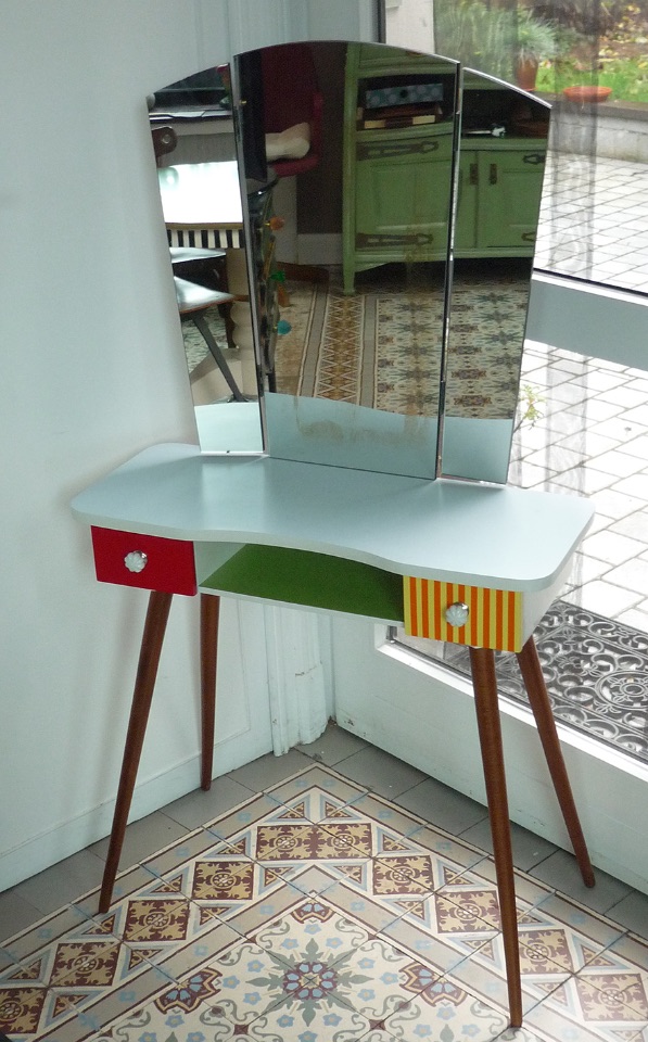 Mini console à miroir  - 2 Tiroirs    330,€